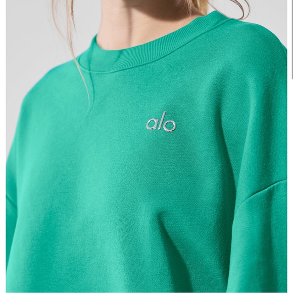 Alo Yoga Accolade Green Sweatshirt - Picture 2 of 6